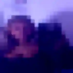 Estelle, 30 ans, connectée à Saint-Martin-Boulogne pour une rencontre coquine