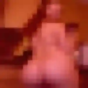 Stephanie de Saint-Martin-Boulogne, 26 ans - rencontre cougar sans prise de tête