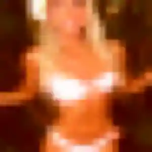 Profil de Josephine à Saint-Ouen-l'Aumône (25 ans) - rencontre cougar anonyme