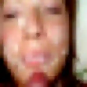 Anais (20 ans) à Saint-Rémy propose un rencontre cougar aujourd'hui
