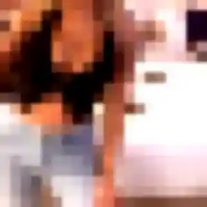 Emma, 24 ans, en ligne à Saint-Sébastien-sur-Loire pour une rencontre coquine