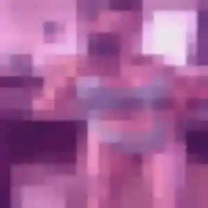 Rejoins Amira, 25 ans à Sainte-Foy-lès-Lyon gratuitement