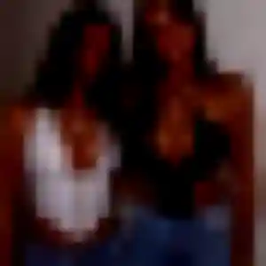Alessandra, 34 ans, dispo pour rencontre cougar à Sanary-sur-Mer