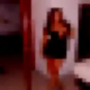 Photo de Alessandra à Seysses (25 ans) - rencontre cougar discret