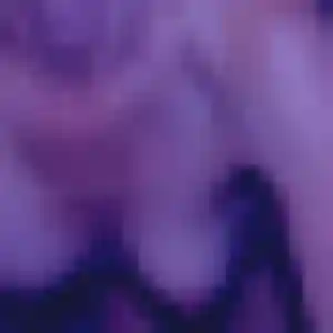 Lucienne, 33 ans, connectée à Simiane-Collongue pour un rencontre cougar