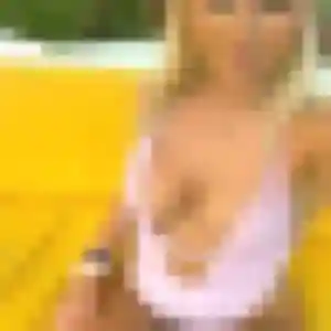 Jessica, femme de 26 ans propose rencontre cougar à Tullins