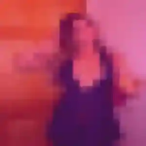 rencontre cougar à Valognes : photo de Laura, 36 ans - accès libre