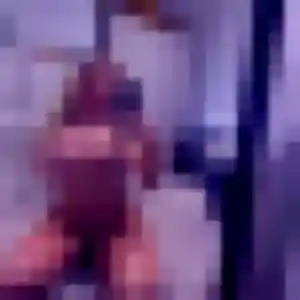 Charmante Inaya, 22 ans à Verrières-en-Anjou - voir sa photo