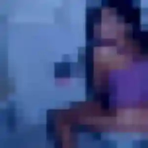 Kim de Vias, 21 ans - rencontre cougar discret