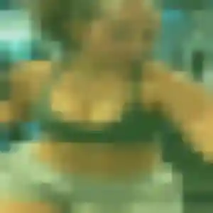 Leonore de Villepreux, 20 ans - rencontre cougar discret